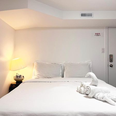 Simple & Tidy Private Rooms Toronto Exterior foto